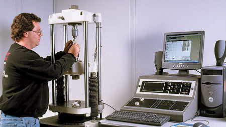 Metal testing. Metal Testing Laboratory. AVENO Lab Testing instruments. Metal analytical sensor. ASTM e112.